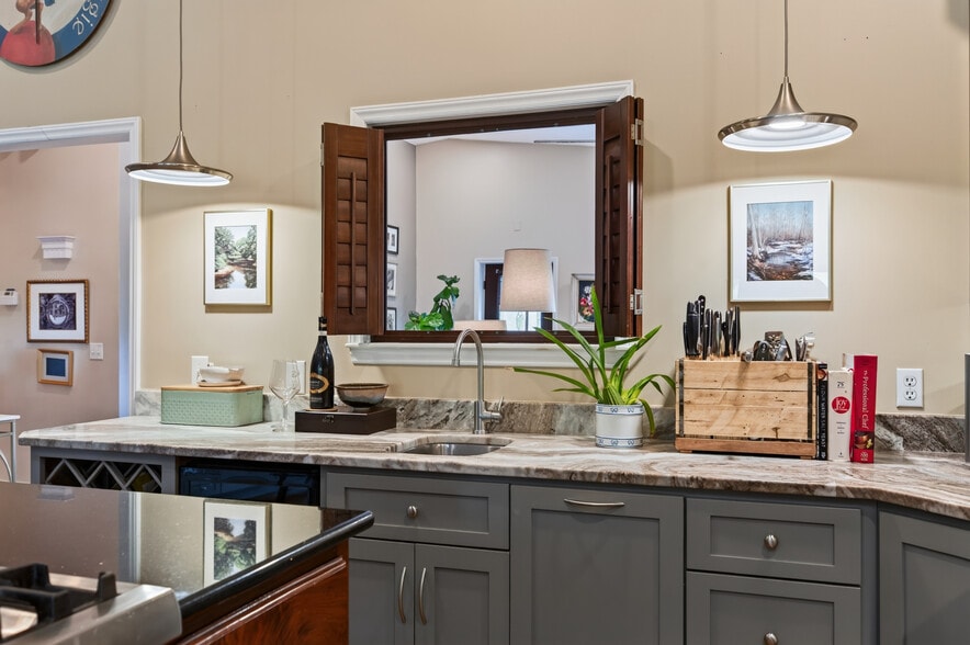More Photos Of 1661 Turner Spur Rd, Fancy Gap Healthcare For Sale