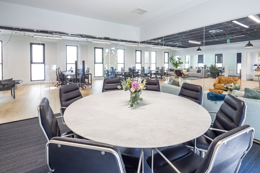 More Photos Of 2400-2410 Hyperion Ave, Los Angeles Loft Creative Space For Lease