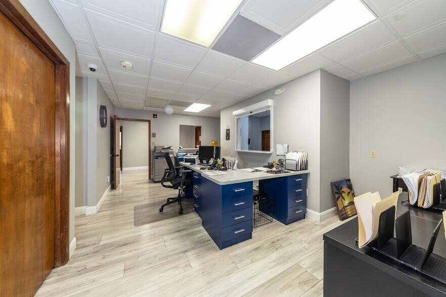 More Photos Of 26 Office Park Dr, Palm Coast Medical For Sale