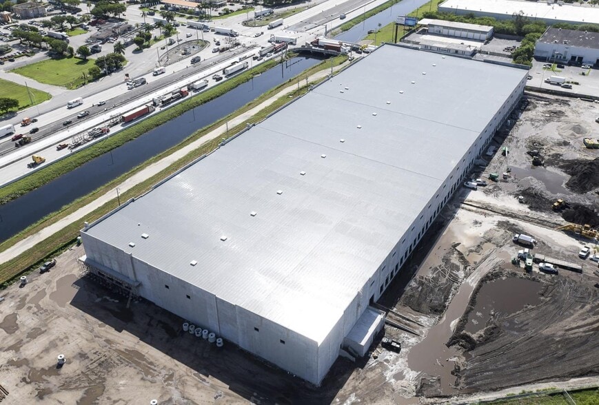 More Photos Of 10900 NW 128th Street, Medley Warehouse For Lease