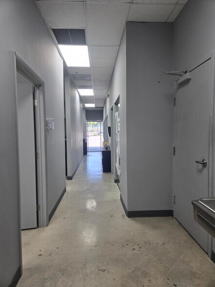 More Photos Of 11900-12128 SW 88th St, Miami Unknown For Lease