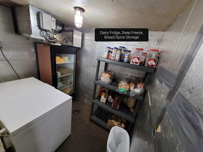 More Photos Of 615 E 3rd St, Kimball Restaurant For Sale