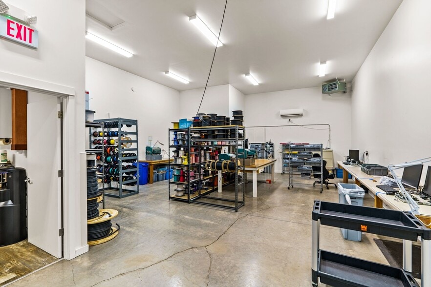 More Photos Of 93303 Prairie Rd, Junction City Industrial For Sale