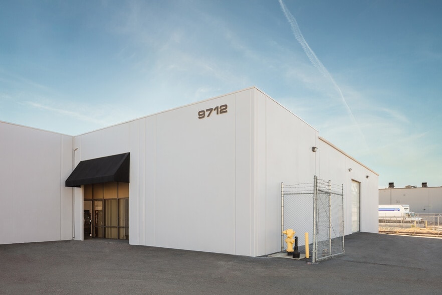More Photos Of 9710-9712 Distribution Ave, San Diego Distribution For Lease