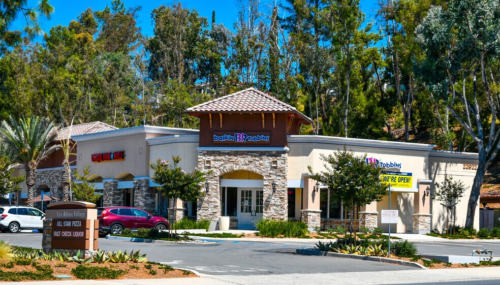 More Photos Of 22900-22924 Los Alisos Blvd, Mission Viejo Unknown For Lease