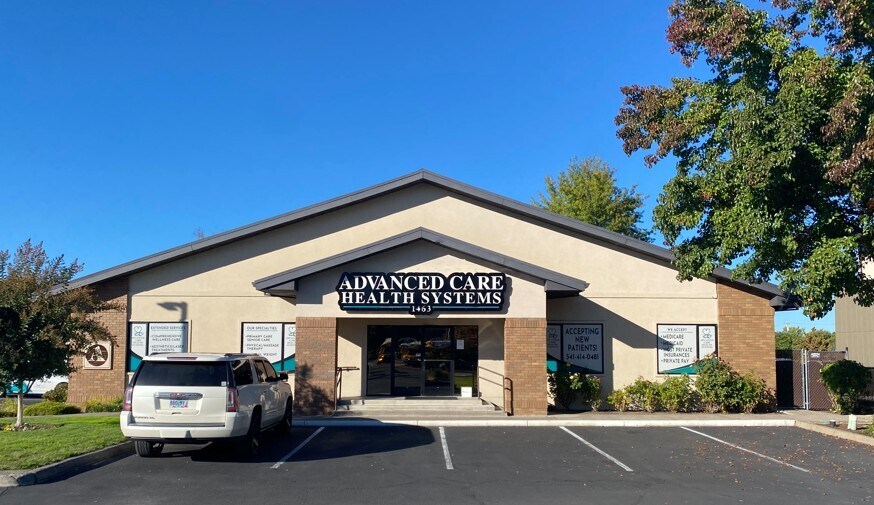 More Photos Of 1463 E McAndrews Rd, Medford Medical For Sale