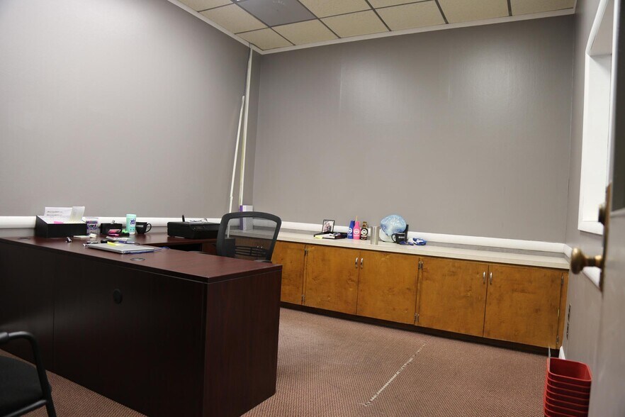 More Photos Of 4730 Ninety Six Hwy, Ninety Six Distribution For Sale