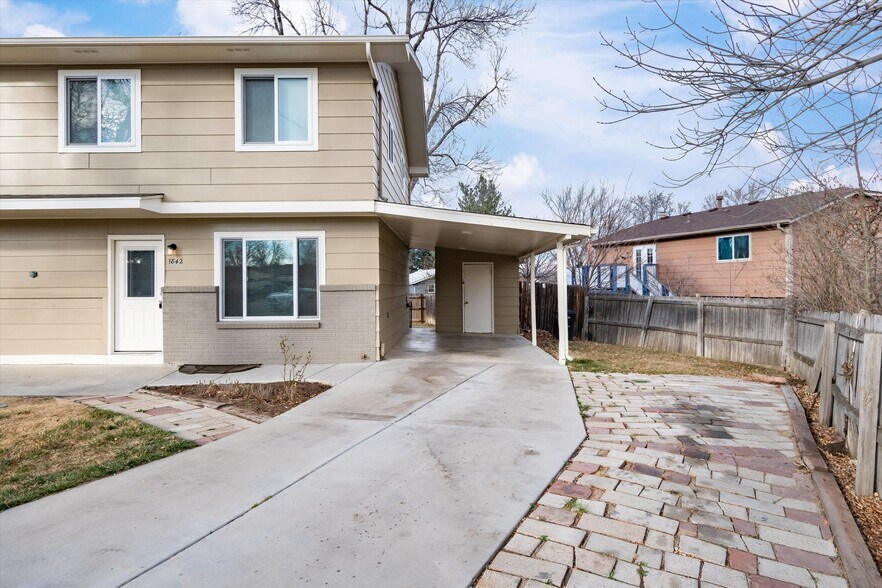 More Photos Of 1842 Hennington Ct, Longmont Multifamily For Sale