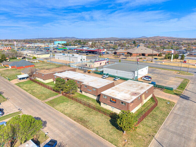 More Photos Of 6401 NW Oak Ave, Lawton Apartments For Sale