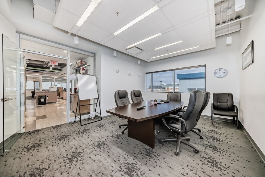 More Photos Of 9040-9058 22nd Ave SW, Edmonton Showroom For Sale