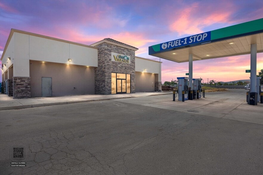 More Photos Of 2201 S Union Ave, Bakersfield Truck Stop For Sale