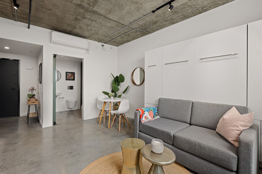 More Photos Of 454 13th St, San Diego Apartments For Sale