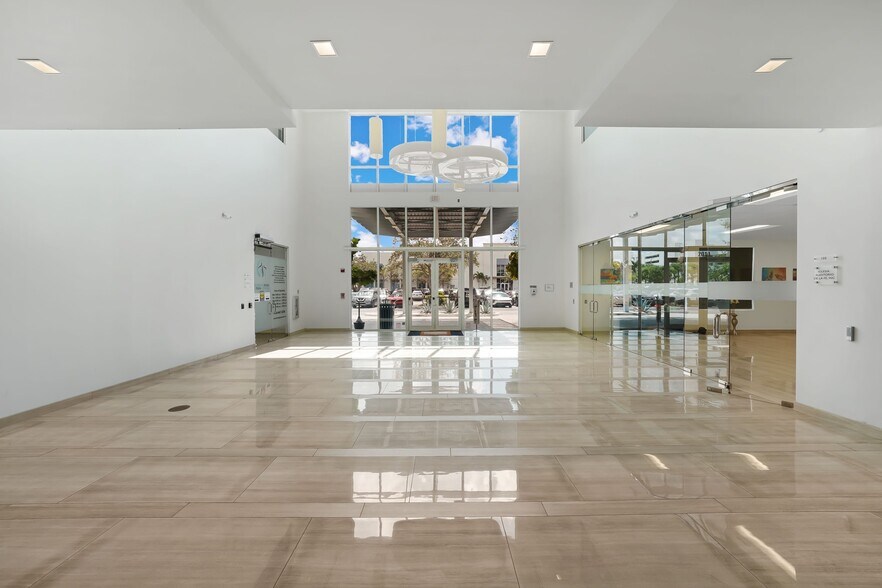 More Photos Of 2010 NW 150th Ave, Pembroke Pines Office For Lease