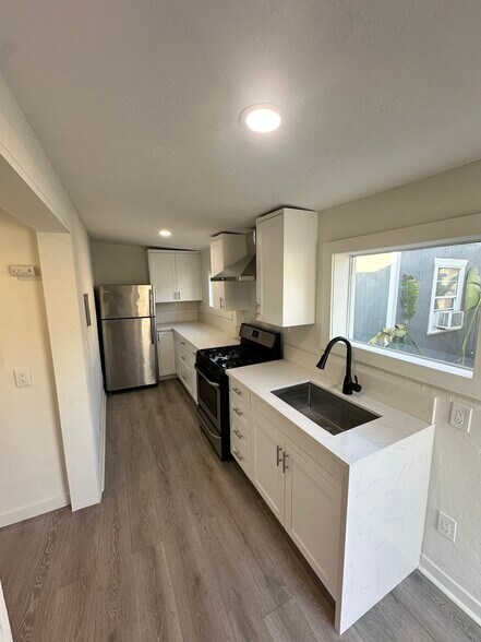 More Photos Of 4225 Central Ave, San Diego Apartments For Sale
