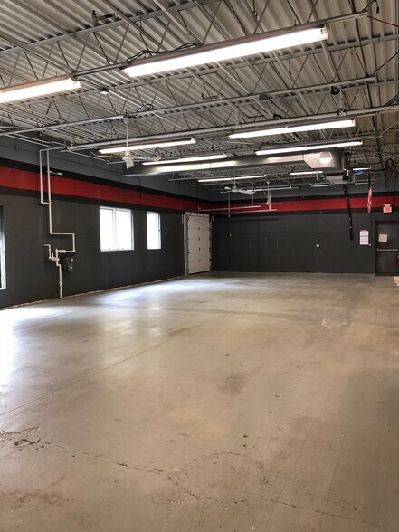 More Photos Of 20 Locust Ave, Berkeley Heights Warehouse For Lease