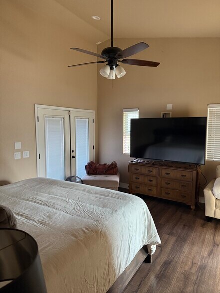 More Photos Of 6710 Indianola ave, Del Rey Land For Sale
