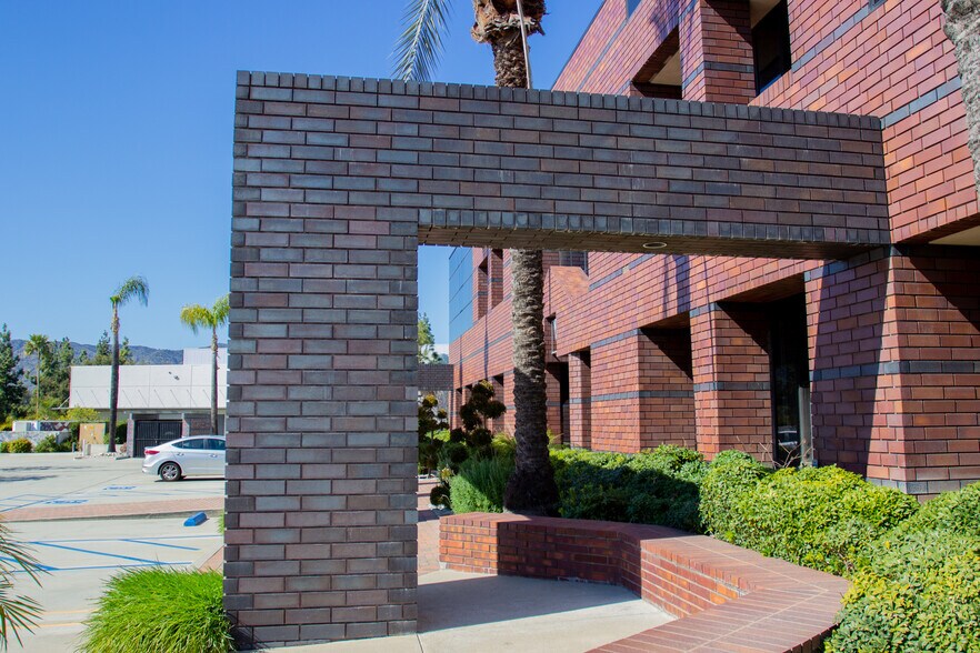 More Photos Of 2001 E Financial Way, Glendora Office For Lease