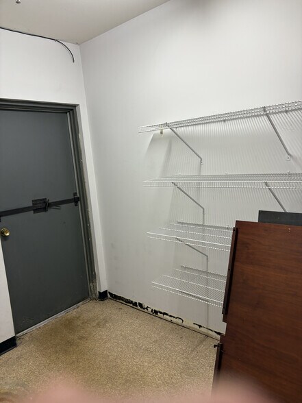 More Photos Of 1049-1085 E Terra Ln, O'Fallon Office For Lease