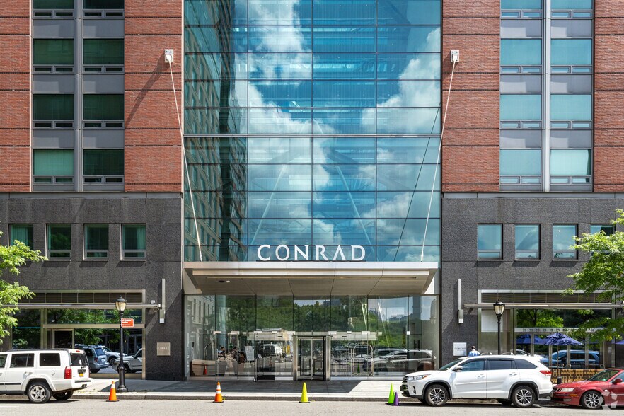 More Photos Of 255 Vesey St, New York Hotel For Lease