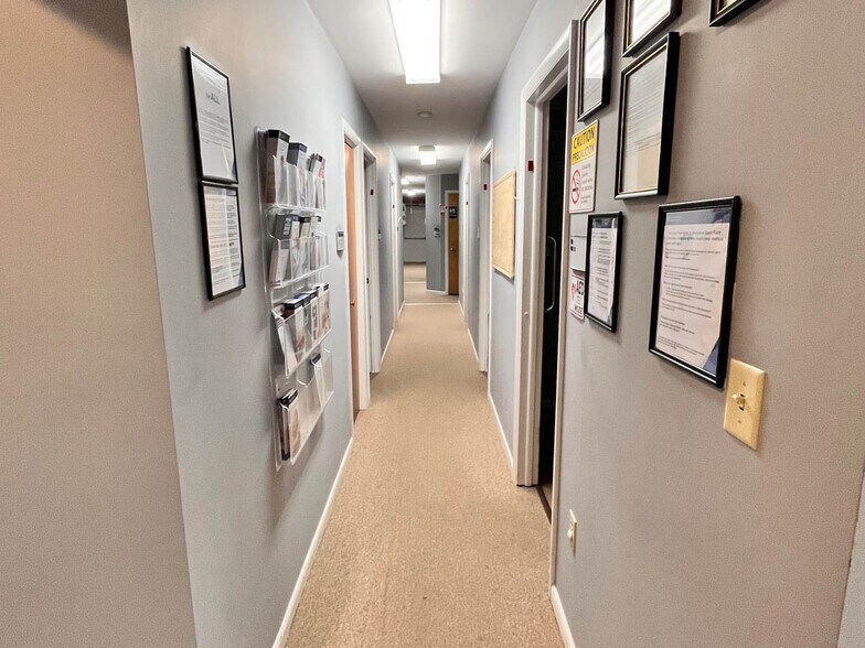 More Photos Of 34 Fawn Dr, Quarryville Office For Sale