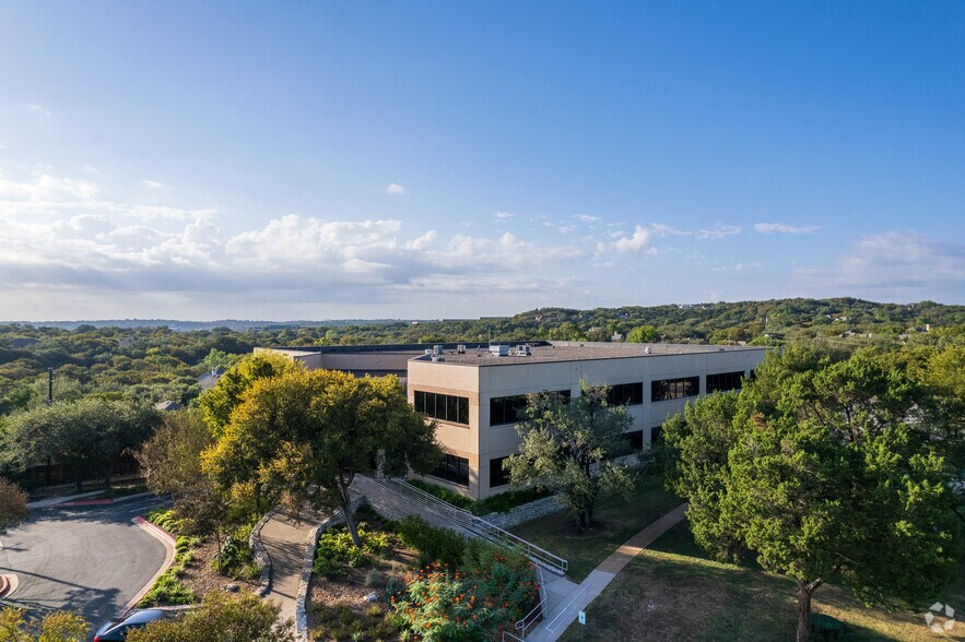 More Photos Of 3001 Bee Caves Rd, Austin Office For Lease