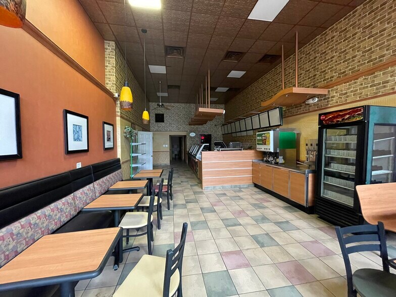 More Photos Of 248-252 N Park St, Decatur Storefront Retail Office For Sale