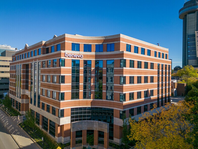 Primary Photo Of 575 Rue Jacques-Parizeau, Québec Office For Lease