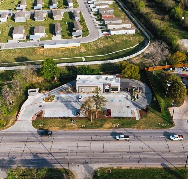 More Photos Of 2600 N Texas Ave, Bryan Fast Food For Sale