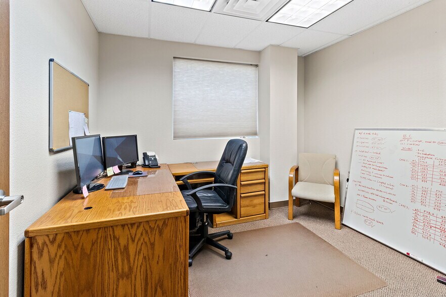 More Photos Of 15534 E Hinsdale Cir, Centennial Light Distribution For Sale