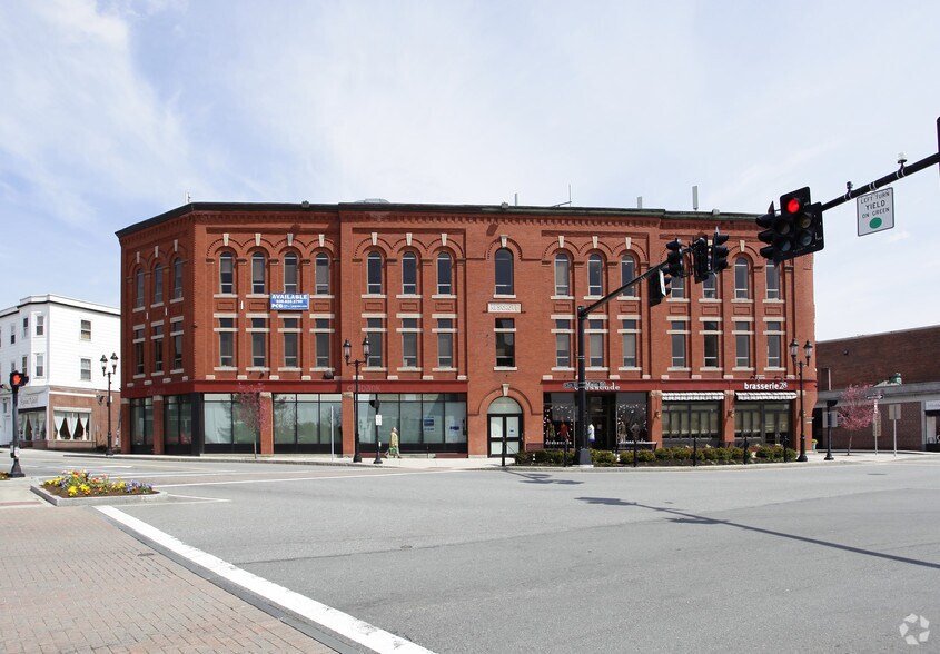 More Photos Of 2 Elm Sq, Andover Loft Creative Space For Lease
