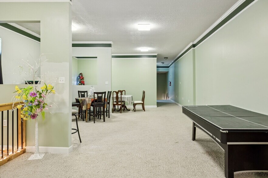 More Photos Of 220 Public Sq, Lafayette General Retail For Sale