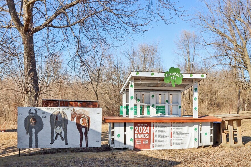 More Photos Of W11070 Hwy 16 & 60, Columbus Restaurant For Sale