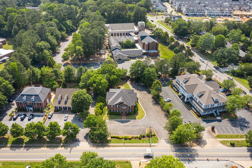 More Photos Of 1580 Warsaw Rd, Roswell Office For Sale