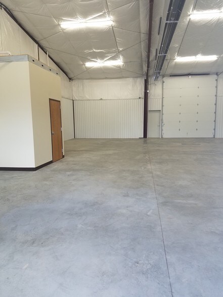 More Photos Of 4602-4616 Maverick St, Amarillo Warehouse For Lease