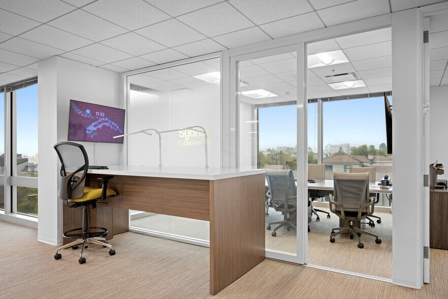 More Photos Of 301 N Lake Ave, Pasadena Office For Lease