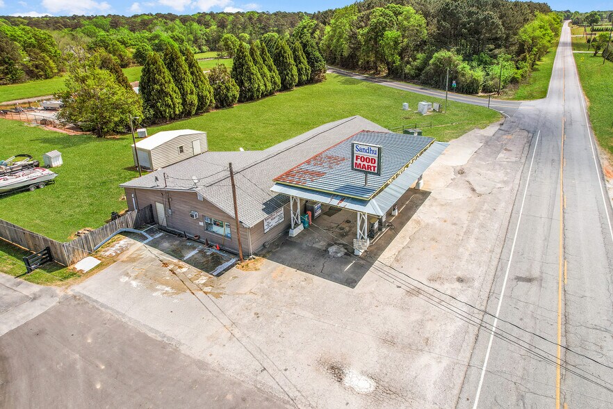 More Photos Of 2550 Parks Mill Rd, Buckhead Morgan Service Station For Sale
