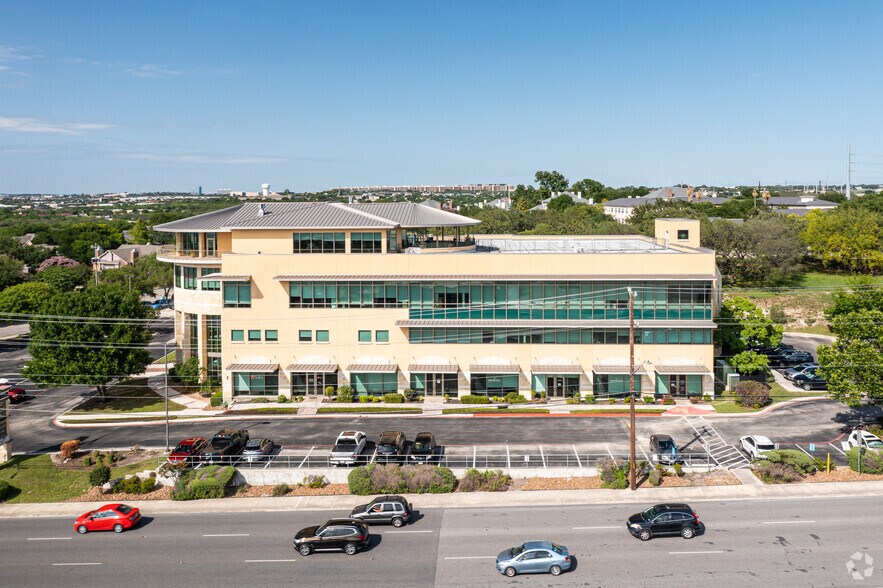 More Photos Of 5441 Babcock Rd, San Antonio Office For Lease