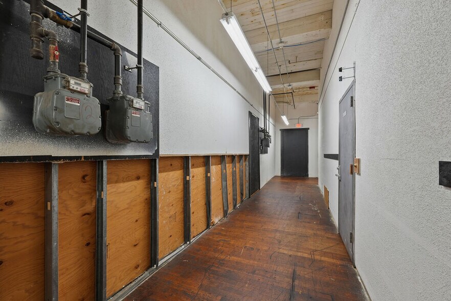 More Photos Of 118-122 Manton Ave, Providence Manufacturing For Lease