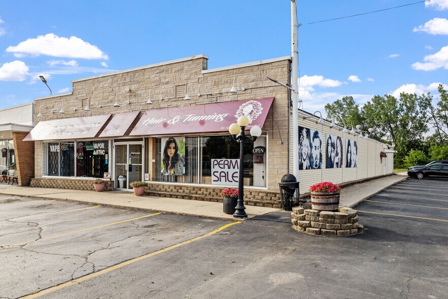 More Photos Of 605 W Baltimore St, Wilmington Storefront For Sale