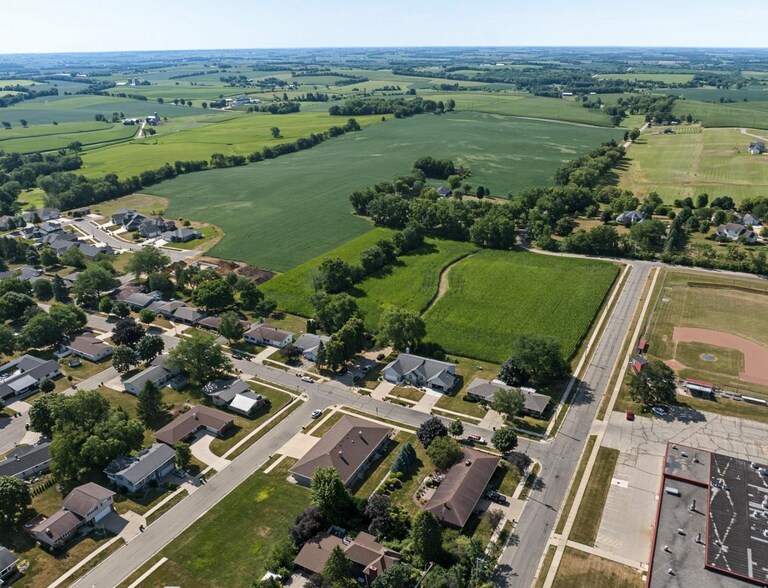 More Photos Of 1600 26th St, Monroe Schools For Sale