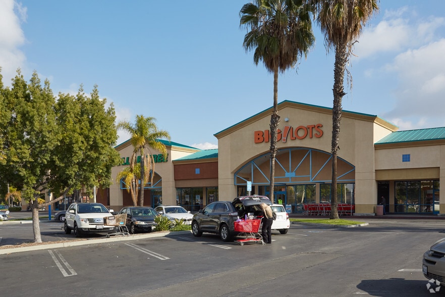 More Photos Of 8930-8932 Valley View St, Buena Park, Buena Park General Retail For Lease