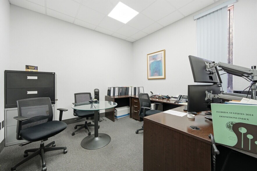 More Photos Of Sans Souci Blvd, Miami Office For Sale