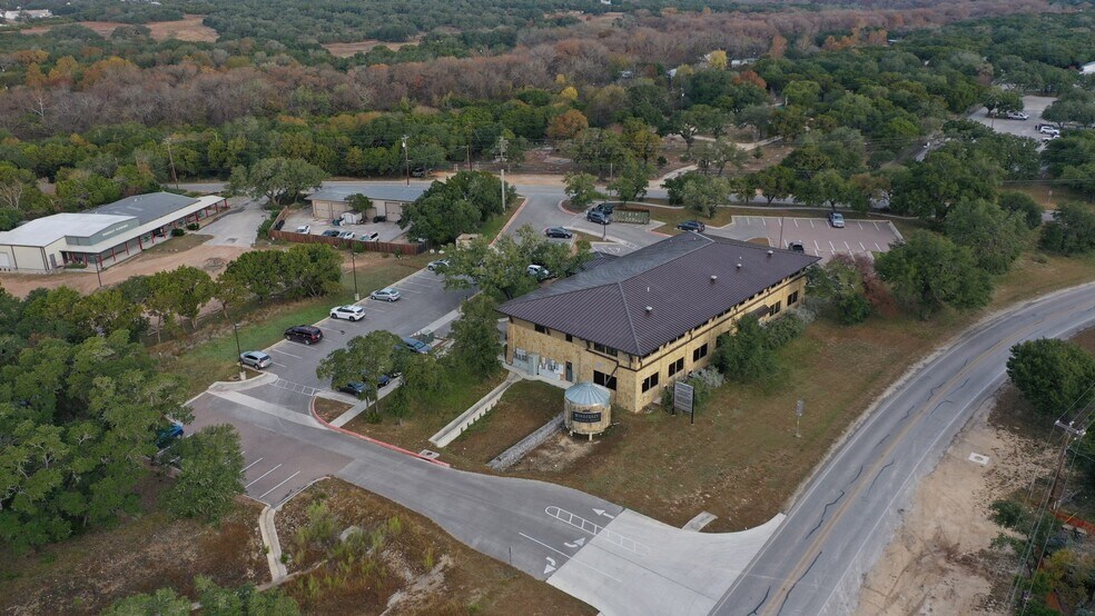 More Photos Of 201 FM 3237, Wimberley Medical For Lease