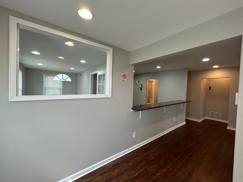 More Photos Of 5681 Broadway, Merrillville Daycare Center For Lease