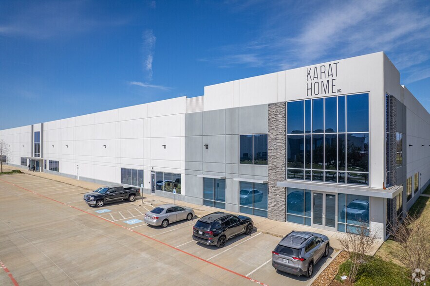 Primary Photo Of 5615-5890 W Fuqua St, Houston Unknown For Lease