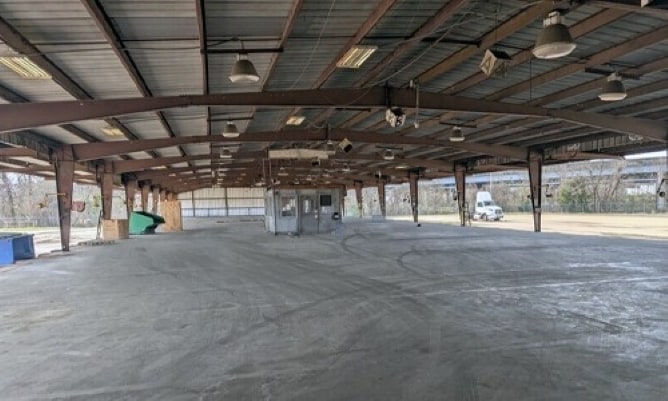 More Photos Of 1651 Kerr Dr, Jackson Unknown For Lease