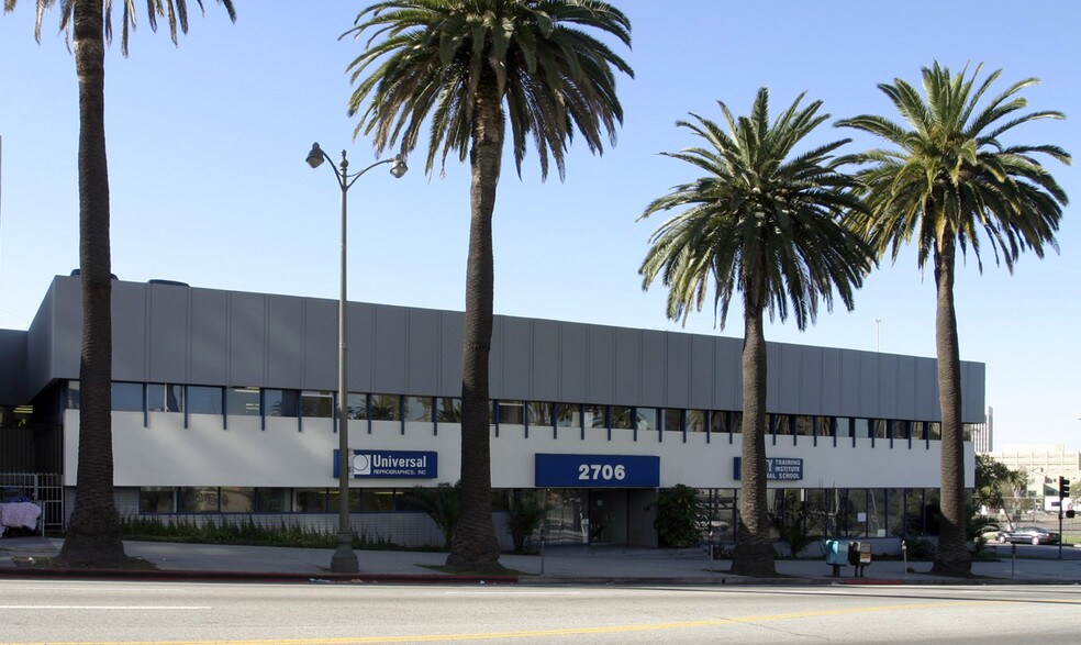 More Photos Of 2706 Wilshire Blvd, Los Angeles Storefront Retail Office For Lease