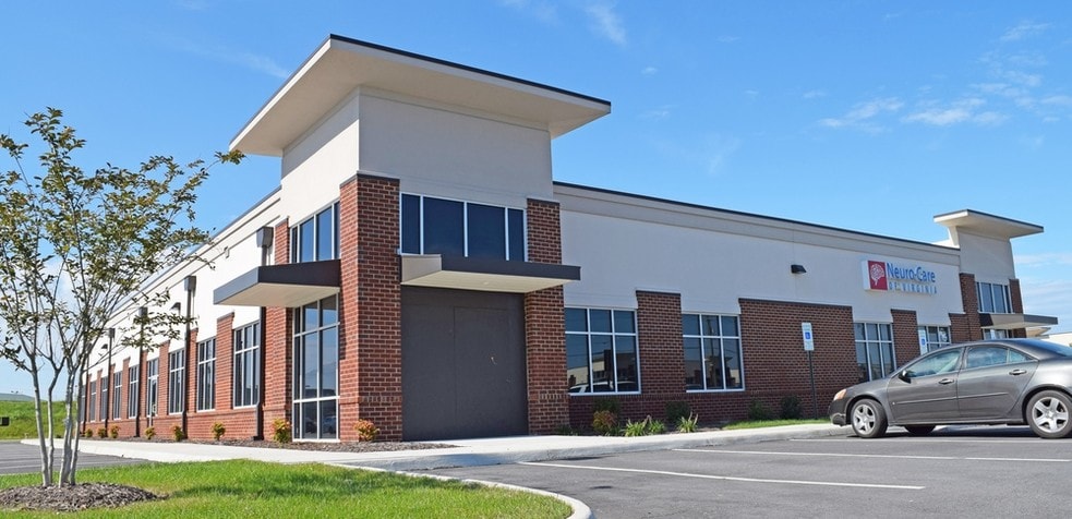 Primary Photo Of 4720 Puddledock Rd, Prince George Office For Sale