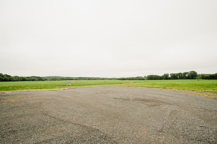 More Photos Of 373 280th St, Osceola Industrial For Lease