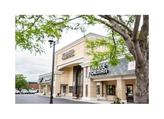 More Photos Of 5300 S 108th St, Hales Corners Unknown For Lease